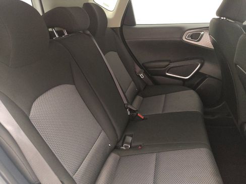 Used 2022 Kia Soul LX w/ Technology Package image 19