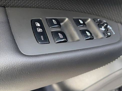 Used 2019 Volvo XC90 T6 R-Design w/ Protection Package Premier AWD/4WD image 10
