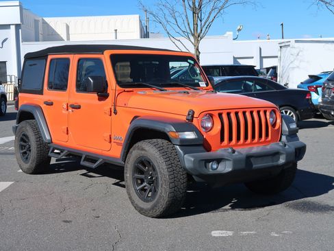 Used 2018 Jeep Wrangler Unlimited Sport S image 13