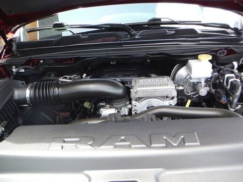Certified 2024 RAM 1500 Laramie AWD/4WD image 10
