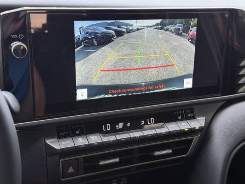 Used 2025 Toyota Camry XSE FWD image 24
