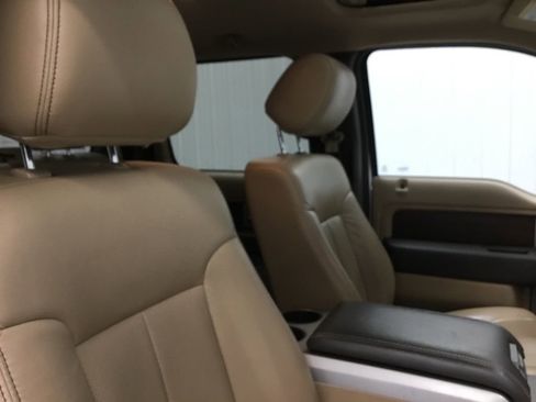 Used 2014 Ford F150 Lariat w/ Equipment Group 502A Luxury image 25