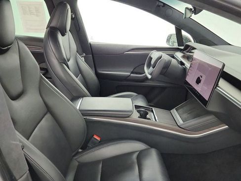 Used 2024 Tesla Model X image 27