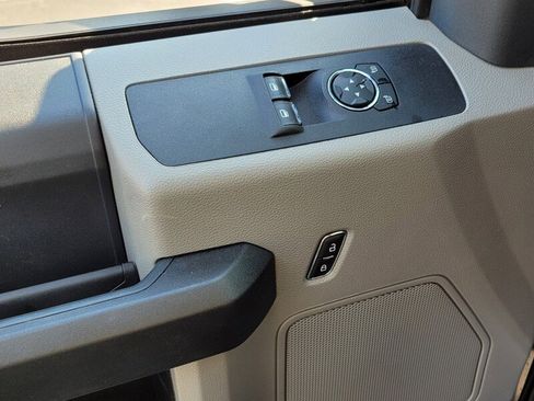 Used 2022 Ford F250 XL w/ STX Appearance Package image 26