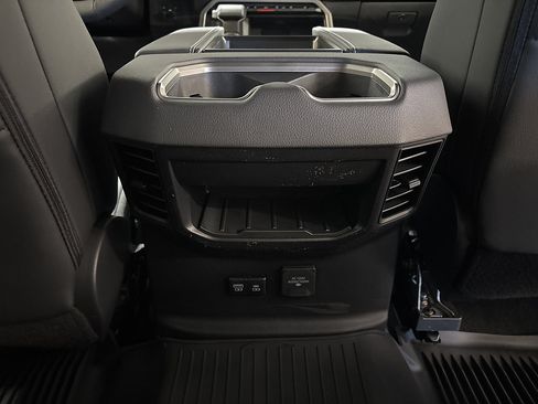 New 2026 Toyota Tundra Limited AWD/4WD image 21