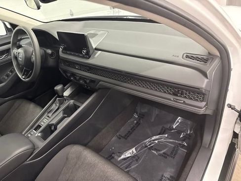 Used 2023 Honda Accord LX image 23