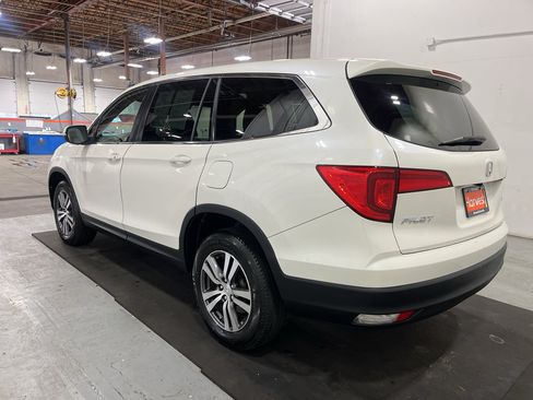 Used 2016 Honda Pilot EX image 5