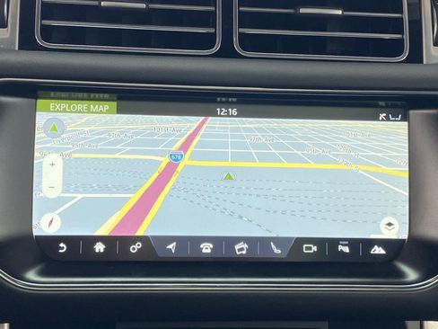 Used 2017 Land Rover Range Rover Supercharged image 30