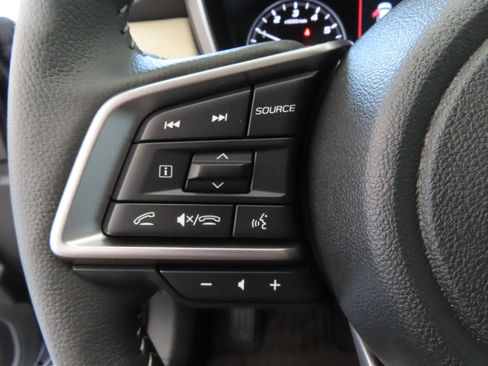 New 2025 Subaru Outback Limited image 15