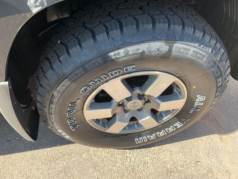 Used 2013 Nissan Xterra PRO-4X image 17