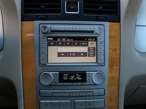 Used 2008 Lincoln Navigator 4WD image 27