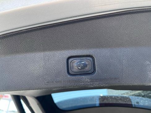 Used 2015 Ford Explorer XLT w/ Equipment Group 201A image 12