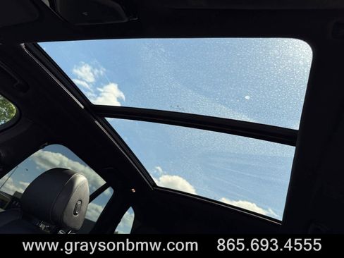 Used 2021 BMW X5 sDrive40i w/ Premium Package RWD image 32