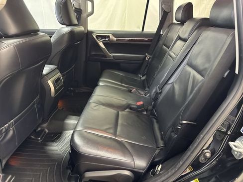 Used 2018 Lexus GX 460 Premium w/ Premium Package AWD/4WD image 13