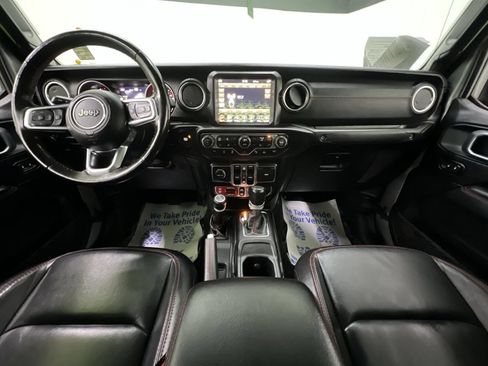 Used 2020 Jeep Gladiator Rubicon w/ Advanced Safety Group AWD/4WD image 19