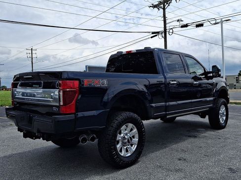 Used 2022 Ford F350 Platinum AWD/4WD image 6