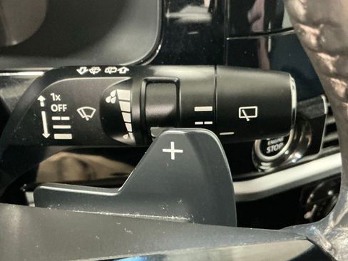 Used 2024 Nissan Pathfinder SL AWD/4WD image 43