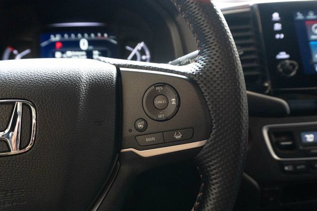 Used 2025 Honda Passport TrailSport image 24