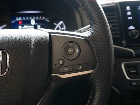 Used 2025 Honda Passport TrailSport image 24