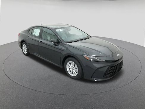 New 2026 Toyota Camry LE image 13