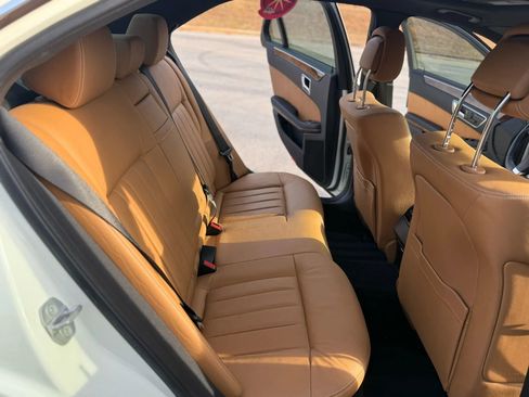 Used 2011 Mercedes-Benz E 350 E 350 Sedan 4D image 17