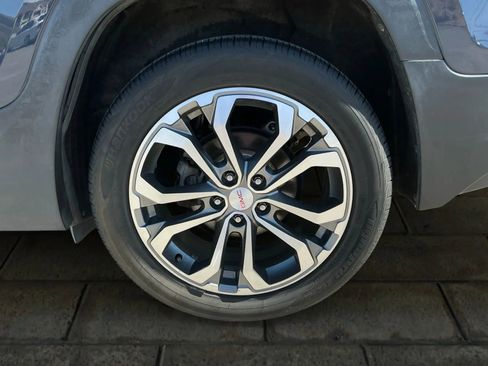 Used 2019 GMC Terrain SLT image 17