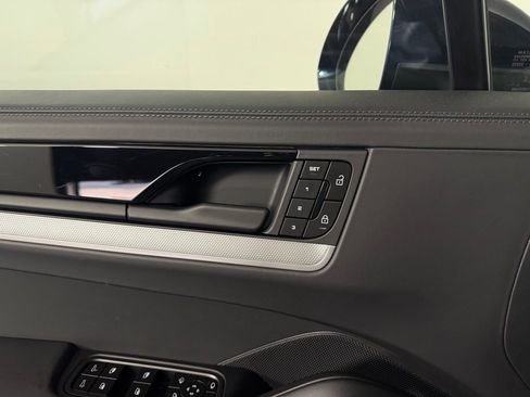Certified 2026 Porsche Cayenne Coupe image 20