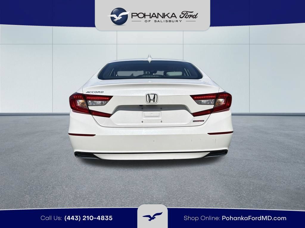 Used 2018 Honda Accord EX image 5