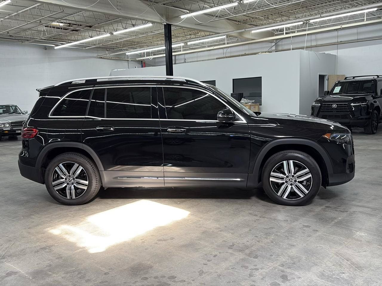 Used 2024 Mercedes-Benz EQB 250+ w/ Winter Package image 6