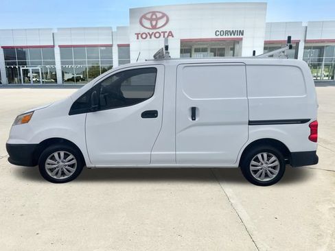 Used 2015 Chevrolet City Express LT w/ Technology Package FWD image 2