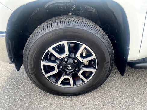 Used 2018 Toyota Tundra 1794 Edition image 9