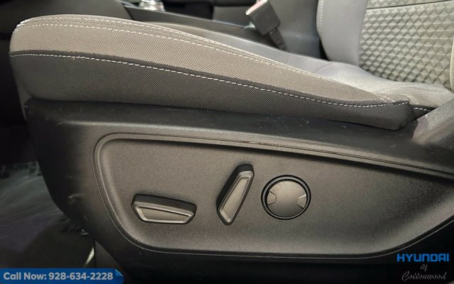 Used 2021 Ford Escape SE w/ Convenience Package FWD image 21