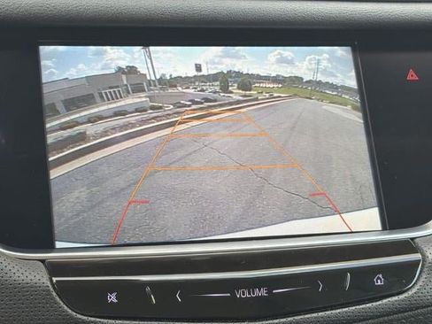 Used 2017 Cadillac XT5 Luxury w/ Driver Awareness Package FWD image 31
