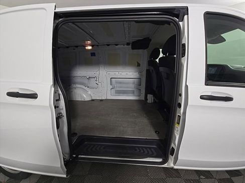 Used 2023 Mercedes-Benz Metris Cargo image 13