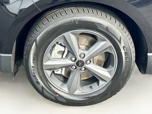 Used 2022 Ford Edge SEL w/ Sport Appearance Package AWD/4WD image 36