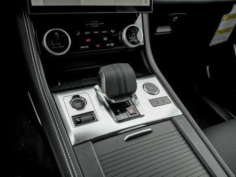 New 2026 Jaguar F-PACE R-Dynamic S image 14