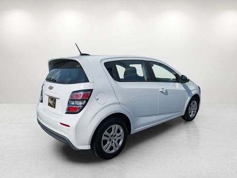 Used 2020 Chevrolet Sonic LT FWD image 5