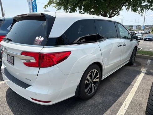 Used 2020 Honda Odyssey Elite image 3