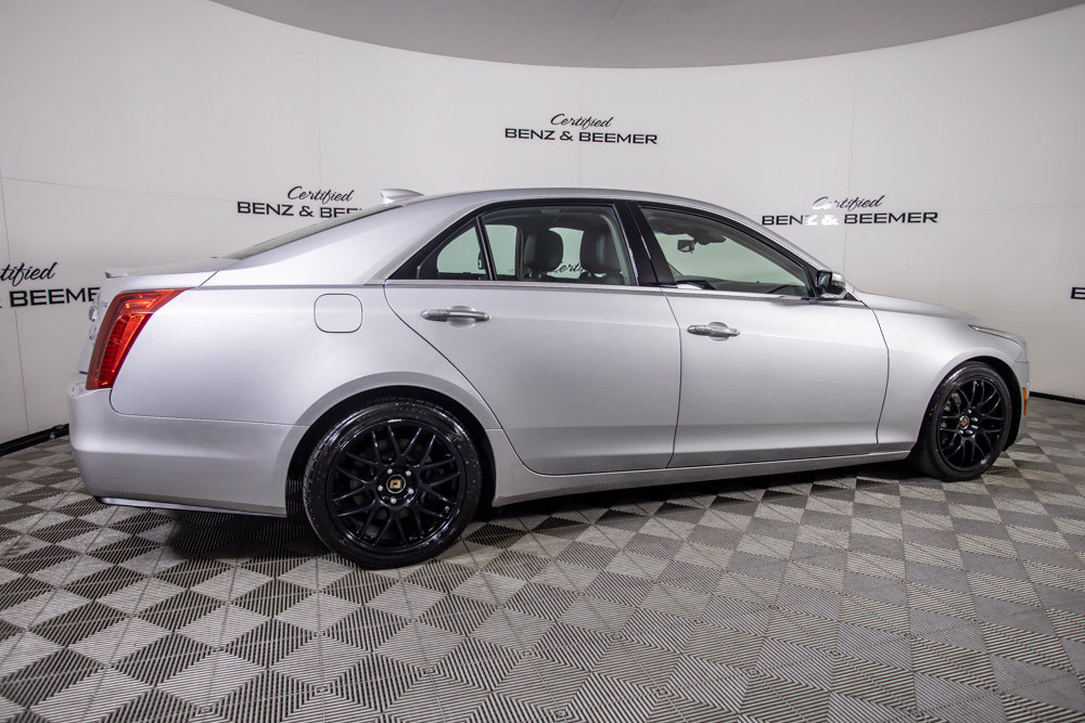 Used 2018 Cadillac CTS Premium Luxury RWD image 16