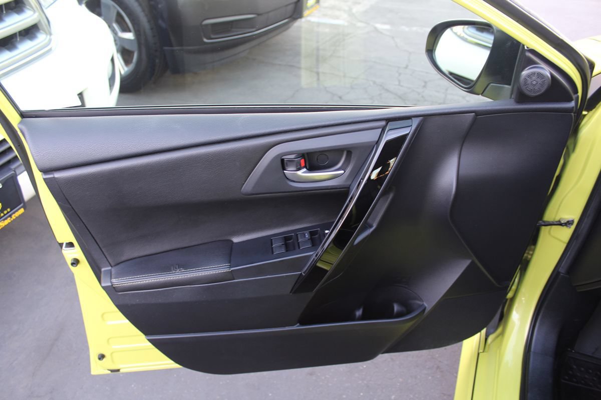 Used 2017 Toyota Corolla iM w/ All-Weather Mat Package FWD image 16