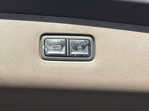 New 2026 Genesis GV70 2.5T Advanced image 19