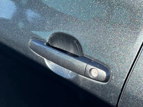 Used 2012 Toyota Yaris Sedan image 19