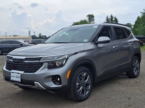 Certified 2024 Kia Seltos S AWD/4WD image 3