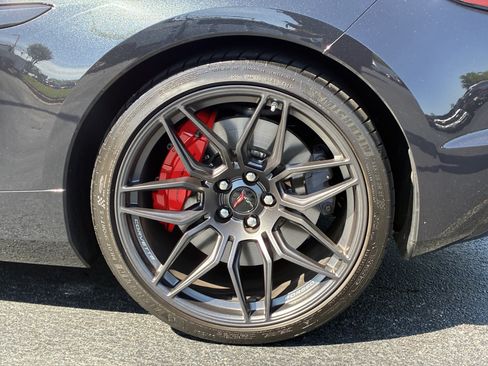 Used 2024 Chevrolet Corvette Z06 RWD image 10