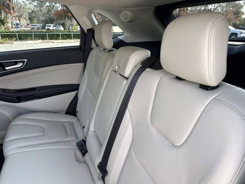 Used 2020 Ford Edge Titanium w/ Equipment Group 301A image 11