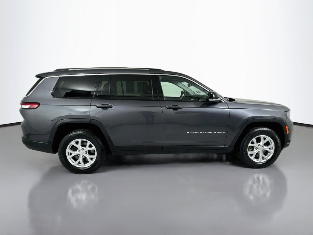 Used 2024 Jeep Grand Cherokee L Limited AWD/4WD image 9