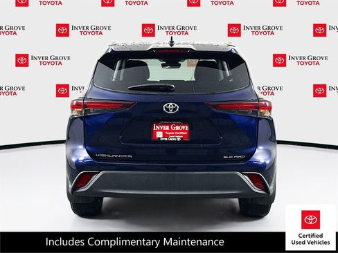 Certified 2025 Toyota Highlander XLE image 7