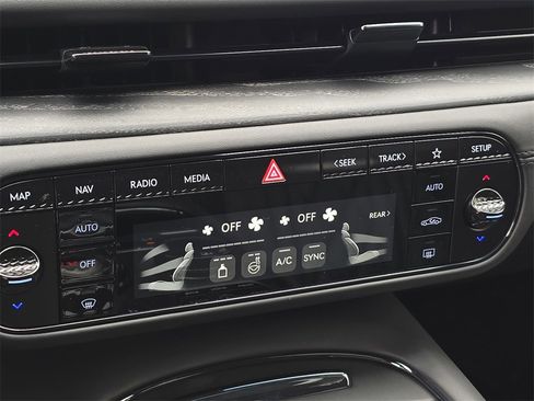 New 2026 Genesis G90 3.5T Prestige image 24