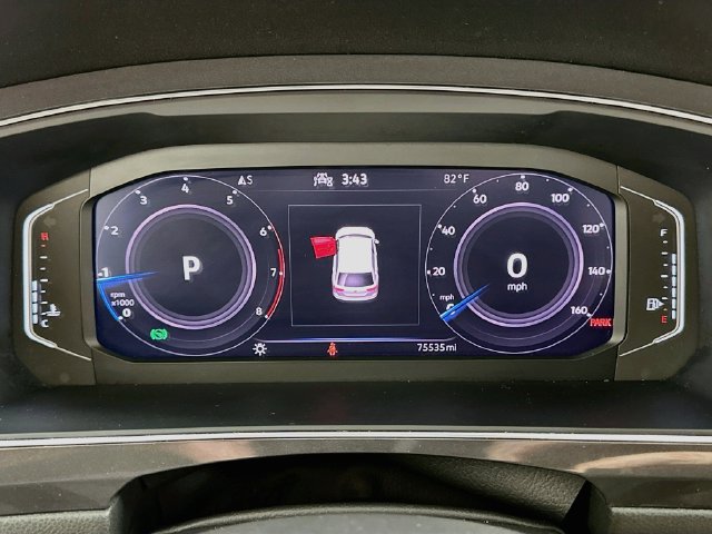 Used 2021 Volkswagen Tiguan SEL FWD image 18