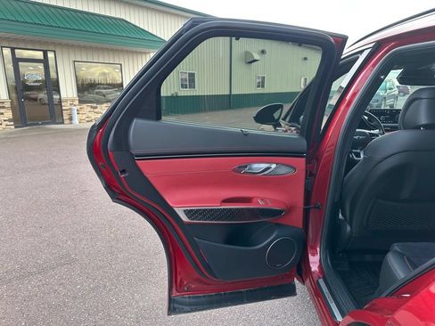 Used 2022 Genesis GV70 3.5T Sport w/ Sport Prestige Package AWD/4WD image 21